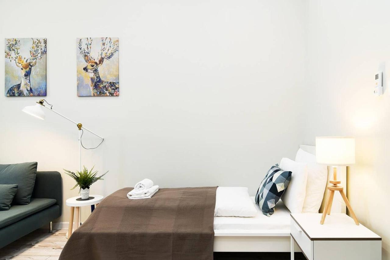 Apartment Ultra And Stylish With Ac